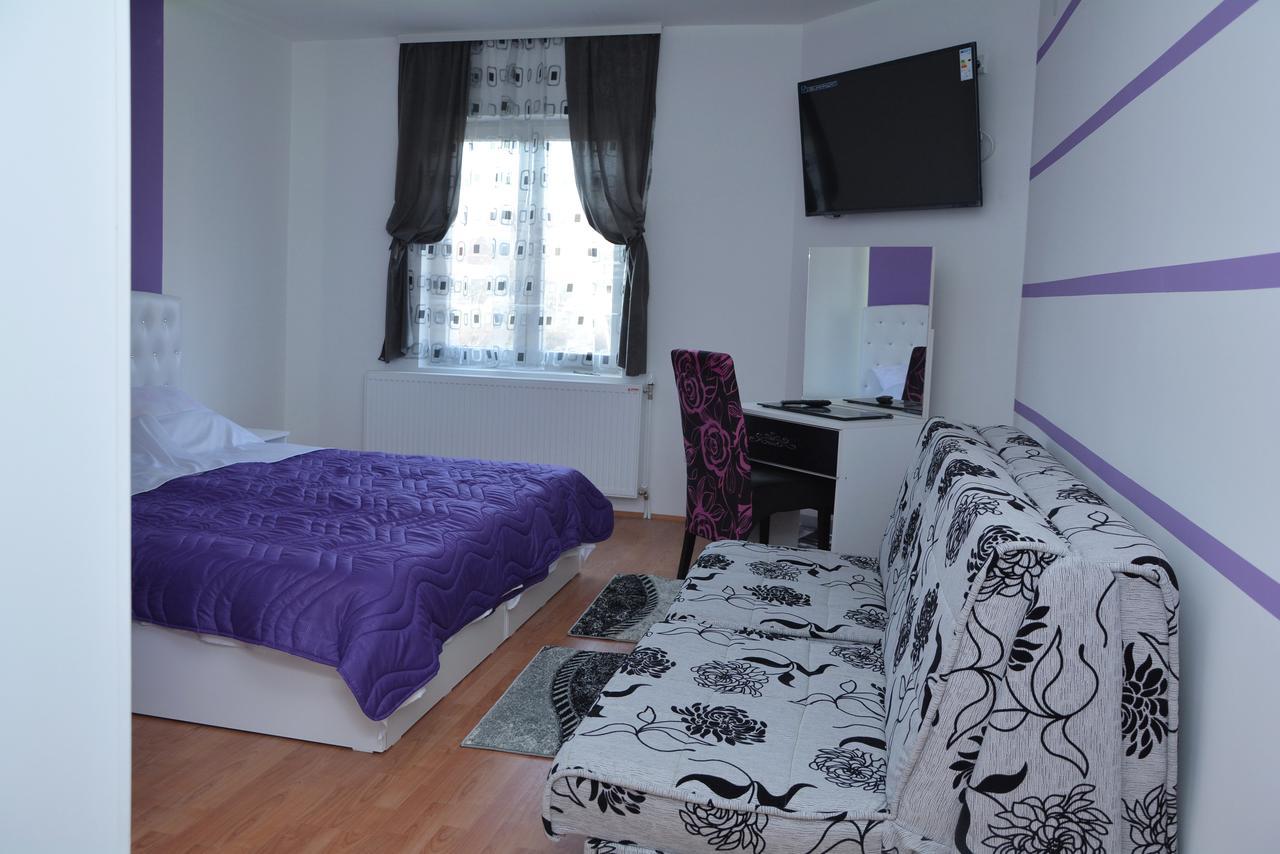 Bed and Breakfast Prenociste Bojan 017 Vranje Exteriér fotografie