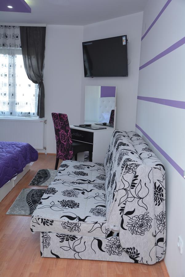 Bed and Breakfast Prenociste Bojan 017 Vranje Exteriér fotografie