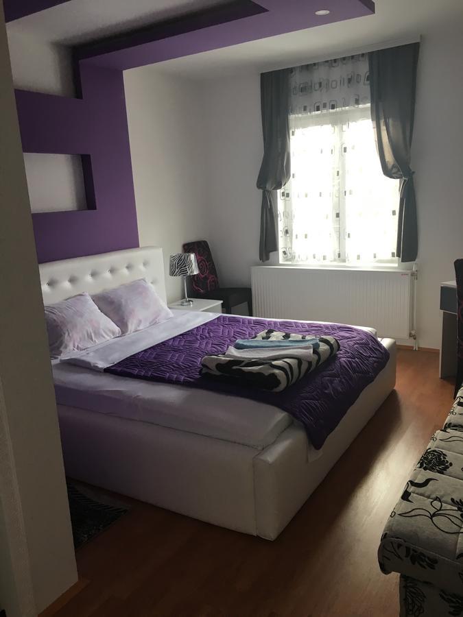 Bed and Breakfast Prenociste Bojan 017 Vranje Exteriér fotografie